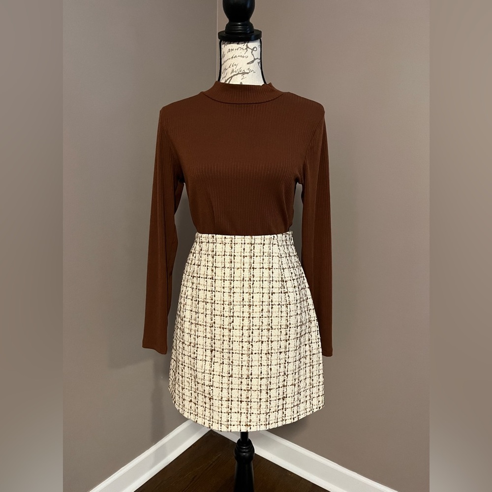 Altar’d State Long Sleeve Brown Top, size M